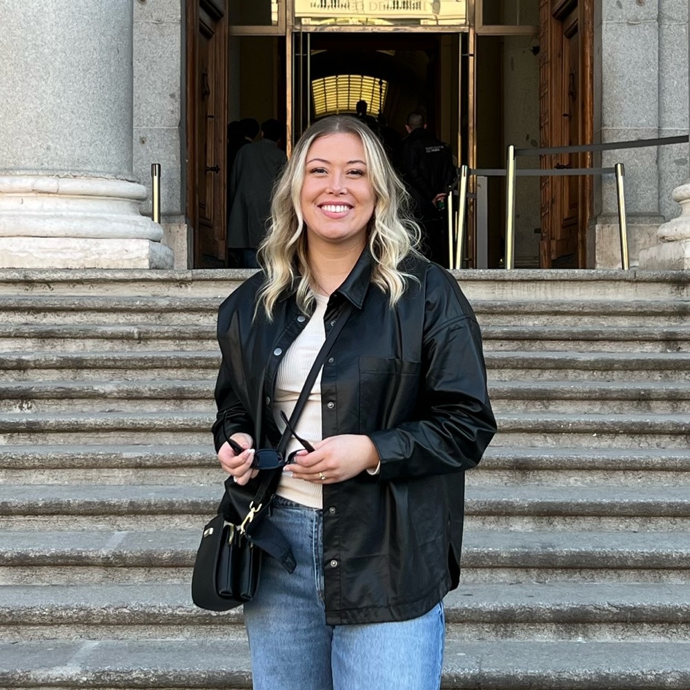 Meet your Posher, Bailey